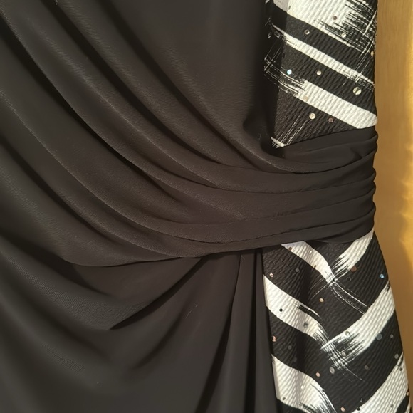 Joseph Ribkoff Dress - Size 4 - Picture 3 of 5